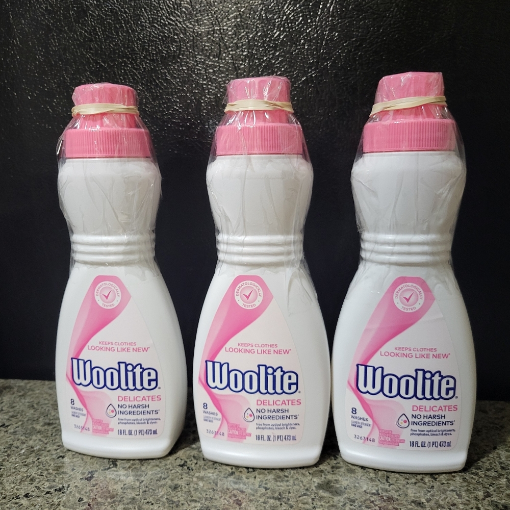 (x3) Woolite Delicates Laundry Detergent